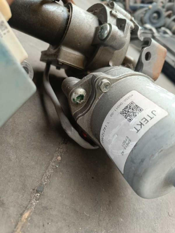 COLONNE DE DIRECTION CITROEN C1/ PEUGEOT 107/ TOYOTA AYGO - Vue 3